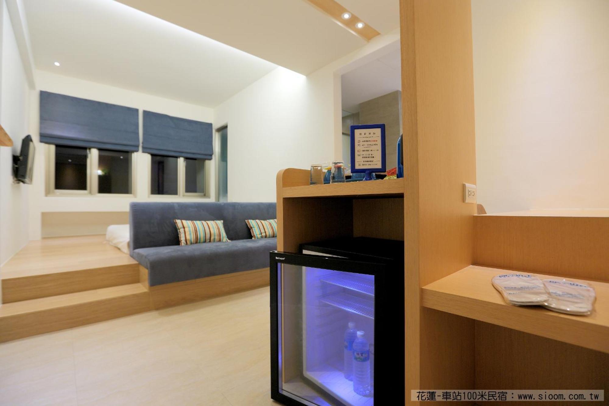 車站100M民宿丨電梯附停車場 Hualien Habitación foto